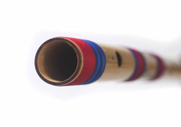 E SCALE NATURAL BASE ASSAM BAMBOO FLUTE MUSICAL INSTRUMENT SIZE 30 INCH BANSURI - Image 3